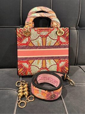 Lady D Style Small Tote
